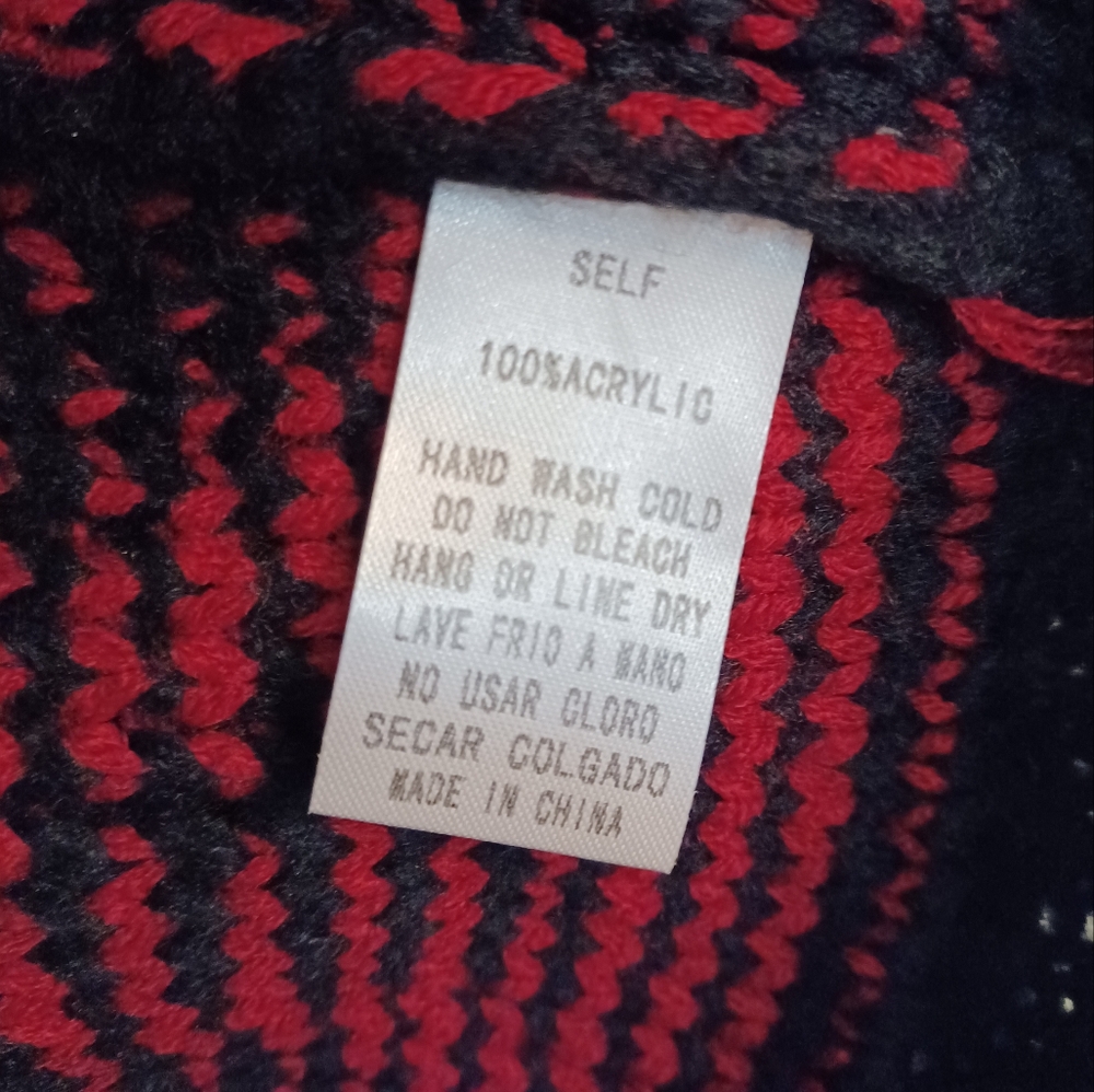 Aztec Sweater - Picture 7 of 7
